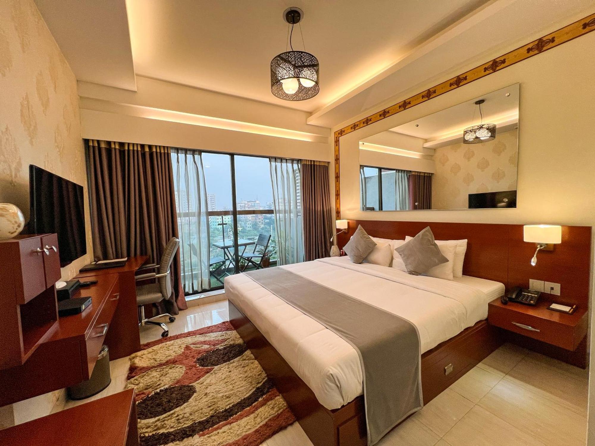 Coventina Lake Suites Dhaka Exterior foto